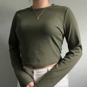 Charlottte Russe Cropped Long Sleeve
